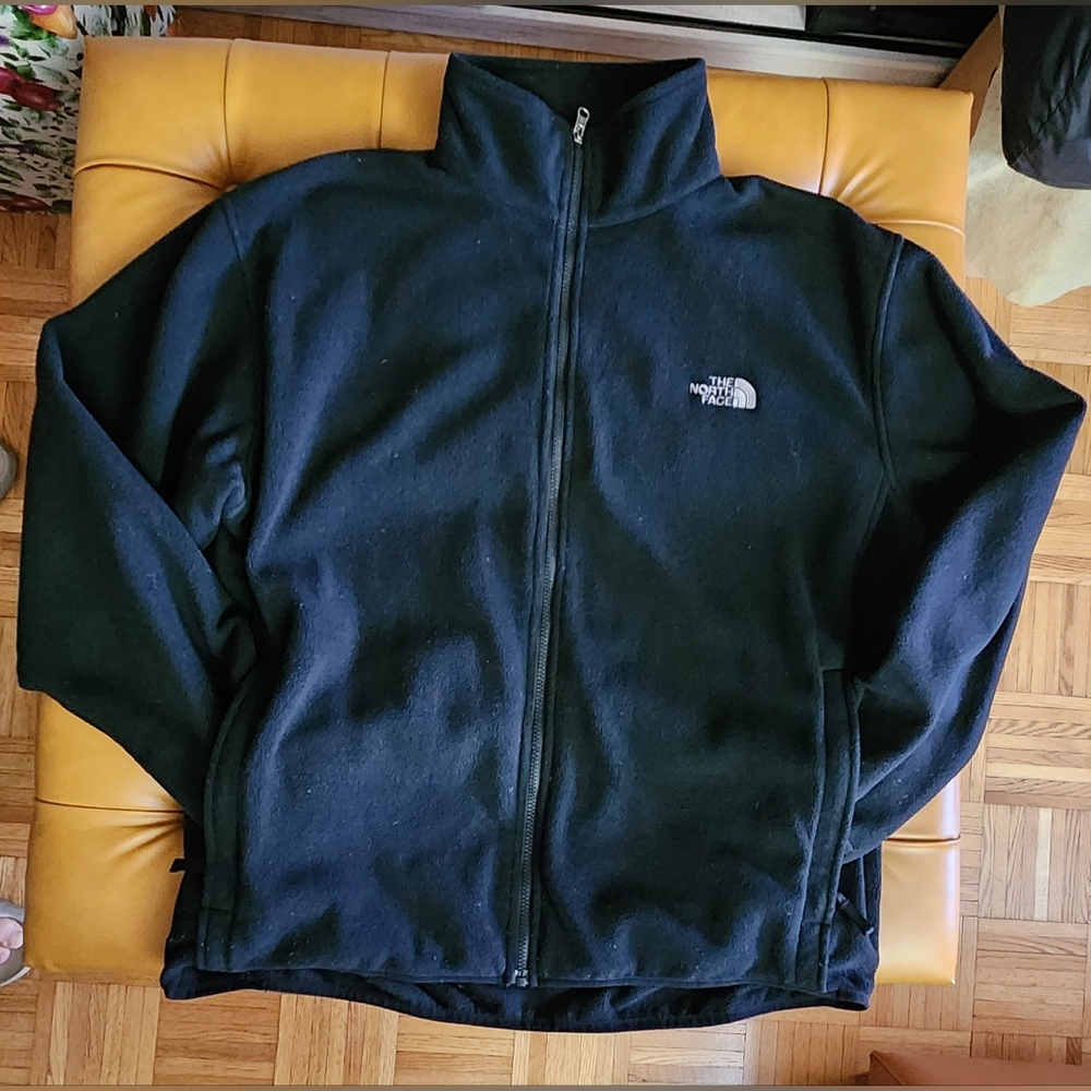 The North Face Black Thermal Fleece Jacket Mid Layer